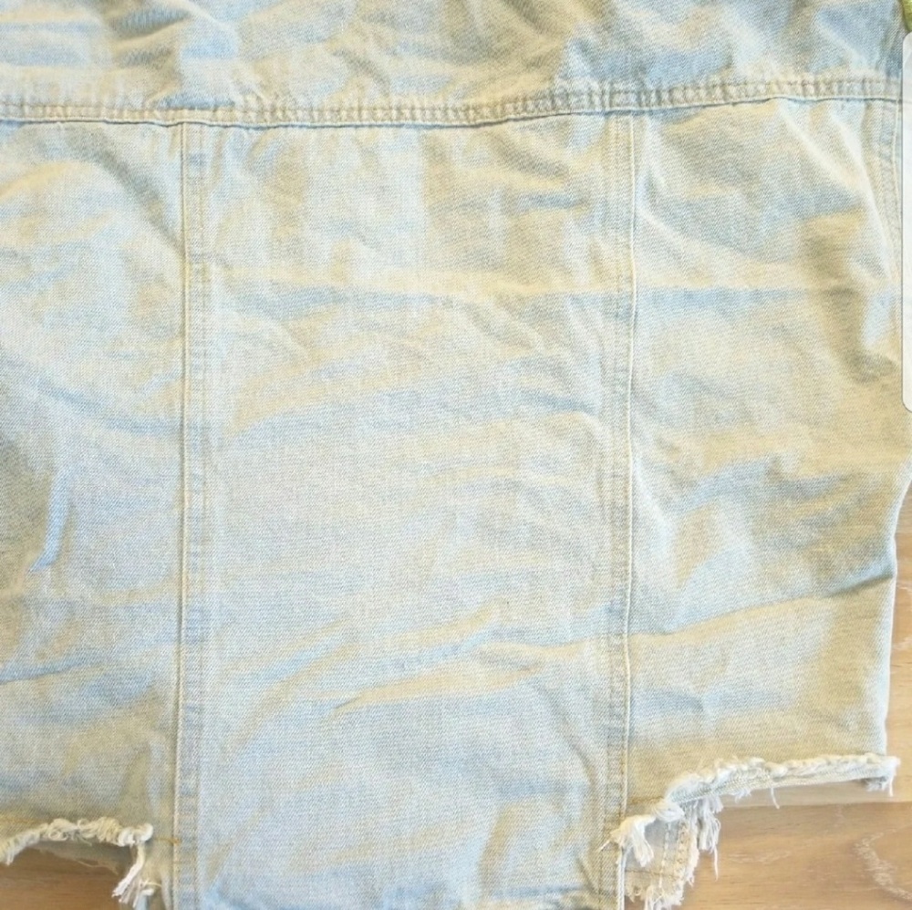 Jacket - Picture 2 of 3